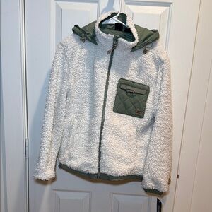 NWT Billabong Sherpa Jacket